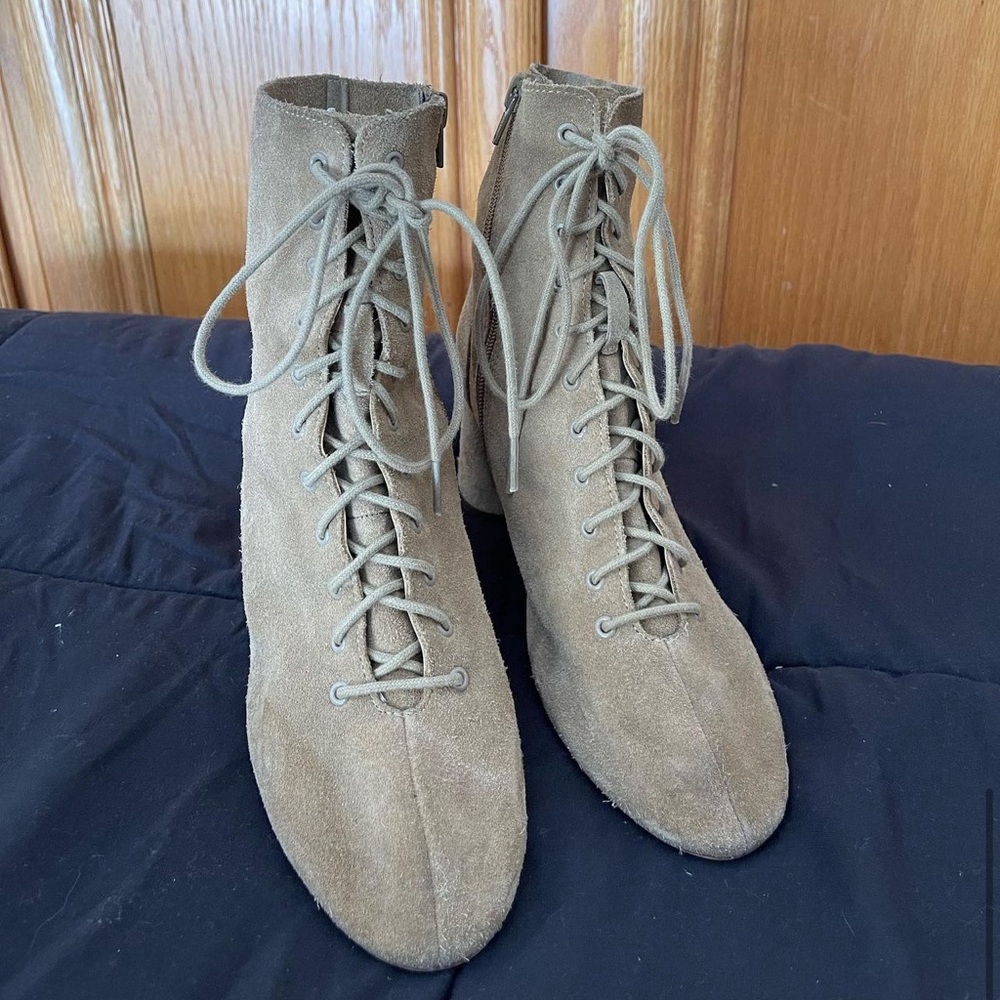 Tan lace up boots
